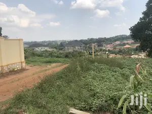 Nakwero Cute Plot Near Tarmack on Sell