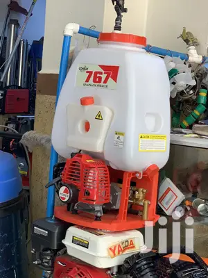 Power Spray/ Garden Sprayer(Uses Fuel Petrol And Oil )