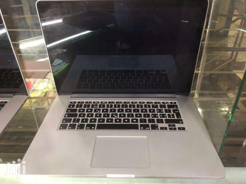 Laptop Apple MacBook Pro 2015 16GB Intel Core I7 SSD 512GB