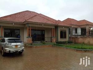 Kira Pretty House For Sell