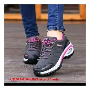 Ladie Sneaker