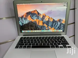 Laptop Apple MacBook Air 8GB Intel Core i5 SSD 128GB