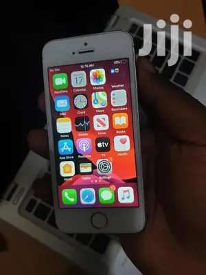 Apple iPhone SE 16 GB White