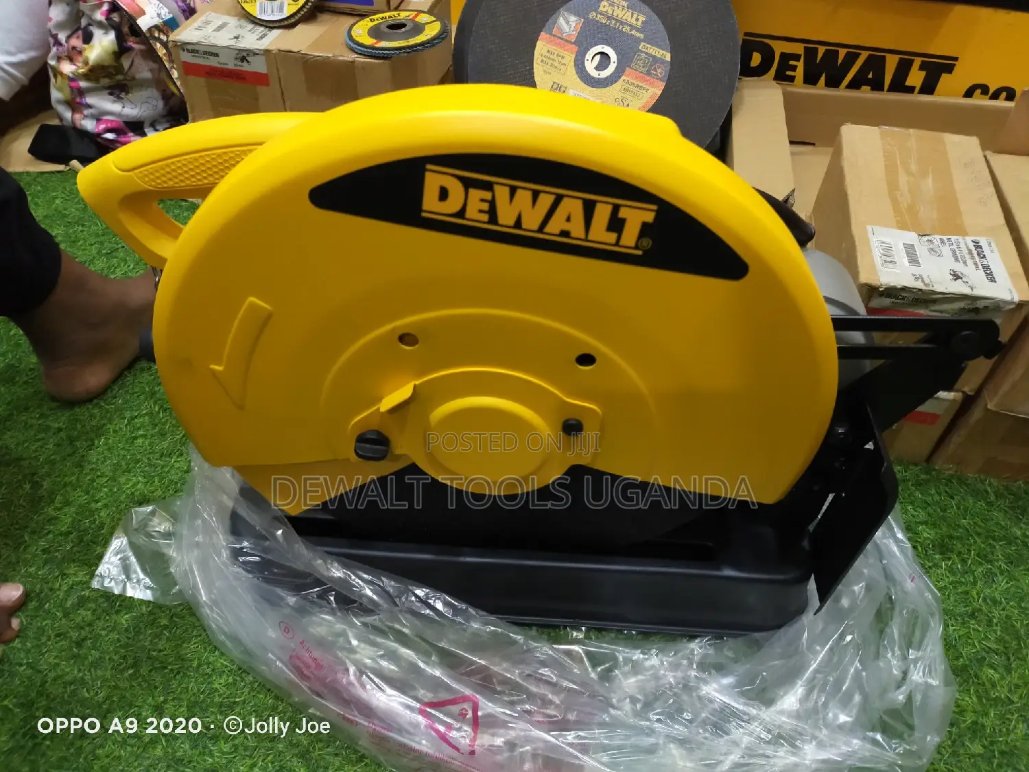 Dewalt 355mm Abrasive Chop Saw