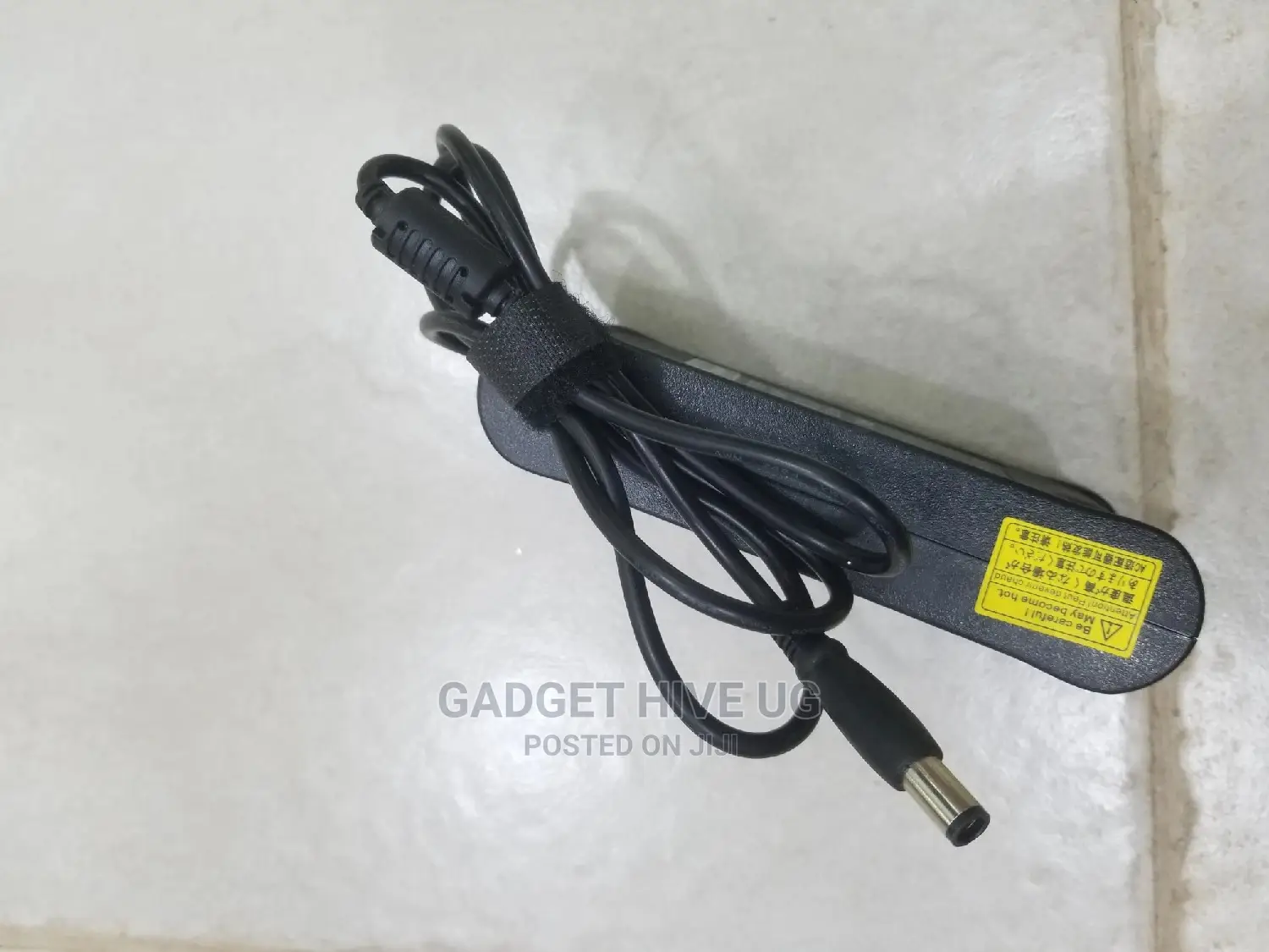 Dell Charger As Good As New.Contact If Interested