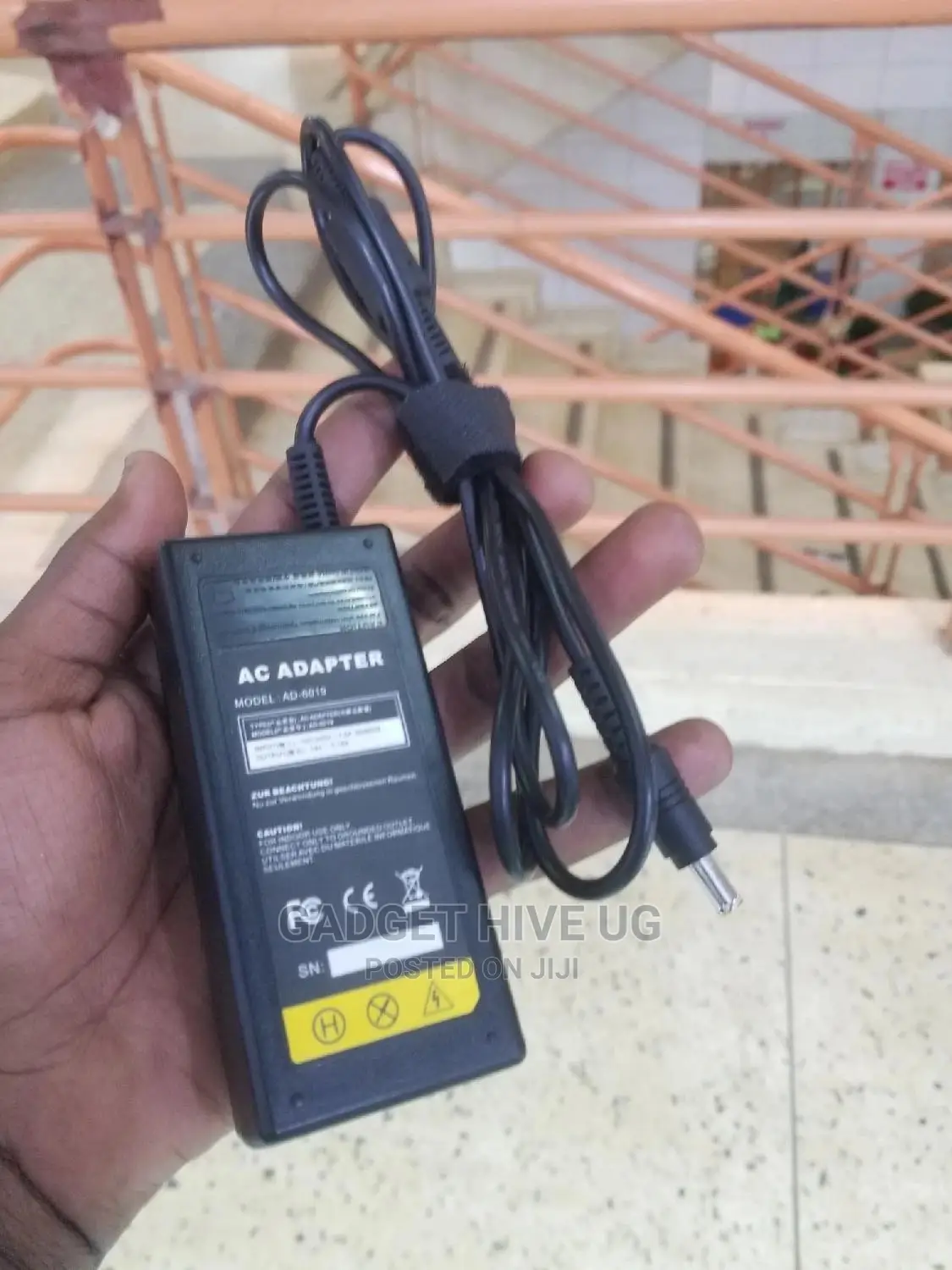 Acer Charger Yellow Pin