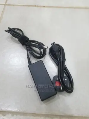 New HP Big Pin Charger