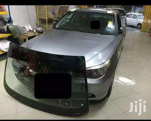 Both Front And Back Car Windscreen Replacement Are Done Professionally