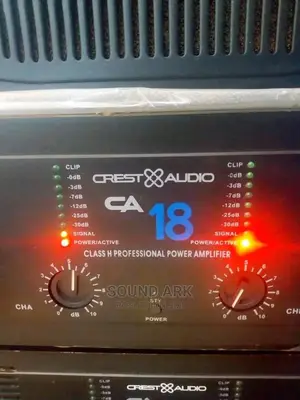 CA 18 / Crest Audio Amplifier