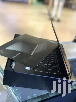New Laptop HP Spectre 13 8GB Intel Core i7 SSD 512GB