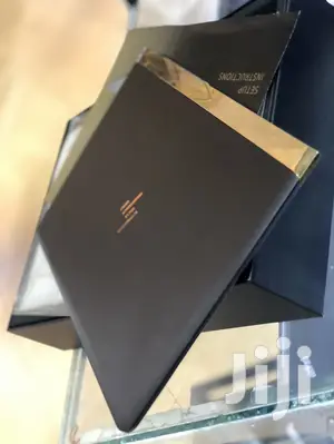 New Laptop HP Spectre 13 8GB Intel Core i7 SSD 512GB