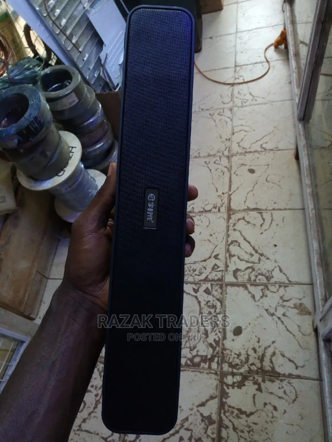 Speakers With Bluetooth