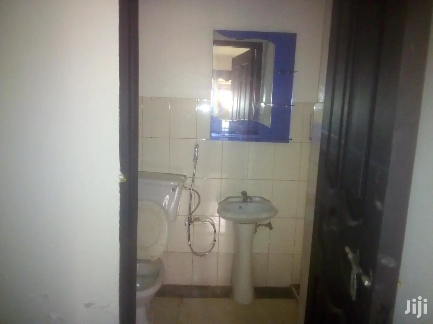 2bdrm House in Kampala for rent