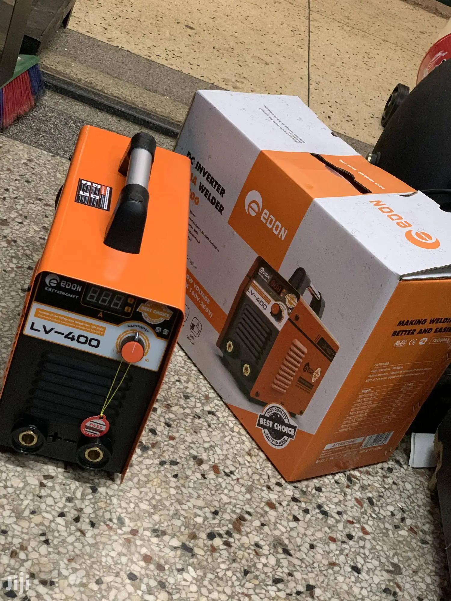 LV 400 Potable Welding Machine