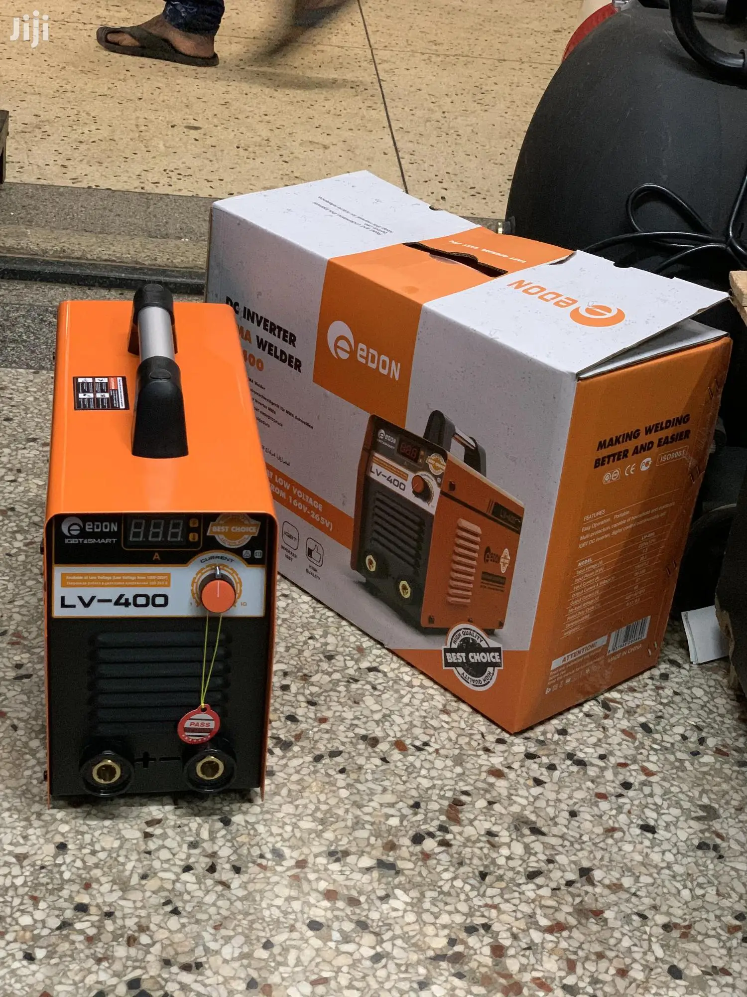 LV 400 Potable Welding Machine