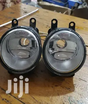 Toyota Corolla Altis 2013 Fog Light