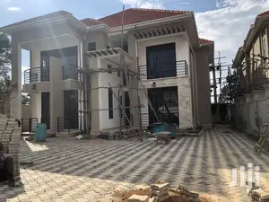 Kira Awesome New Mansion On Sell