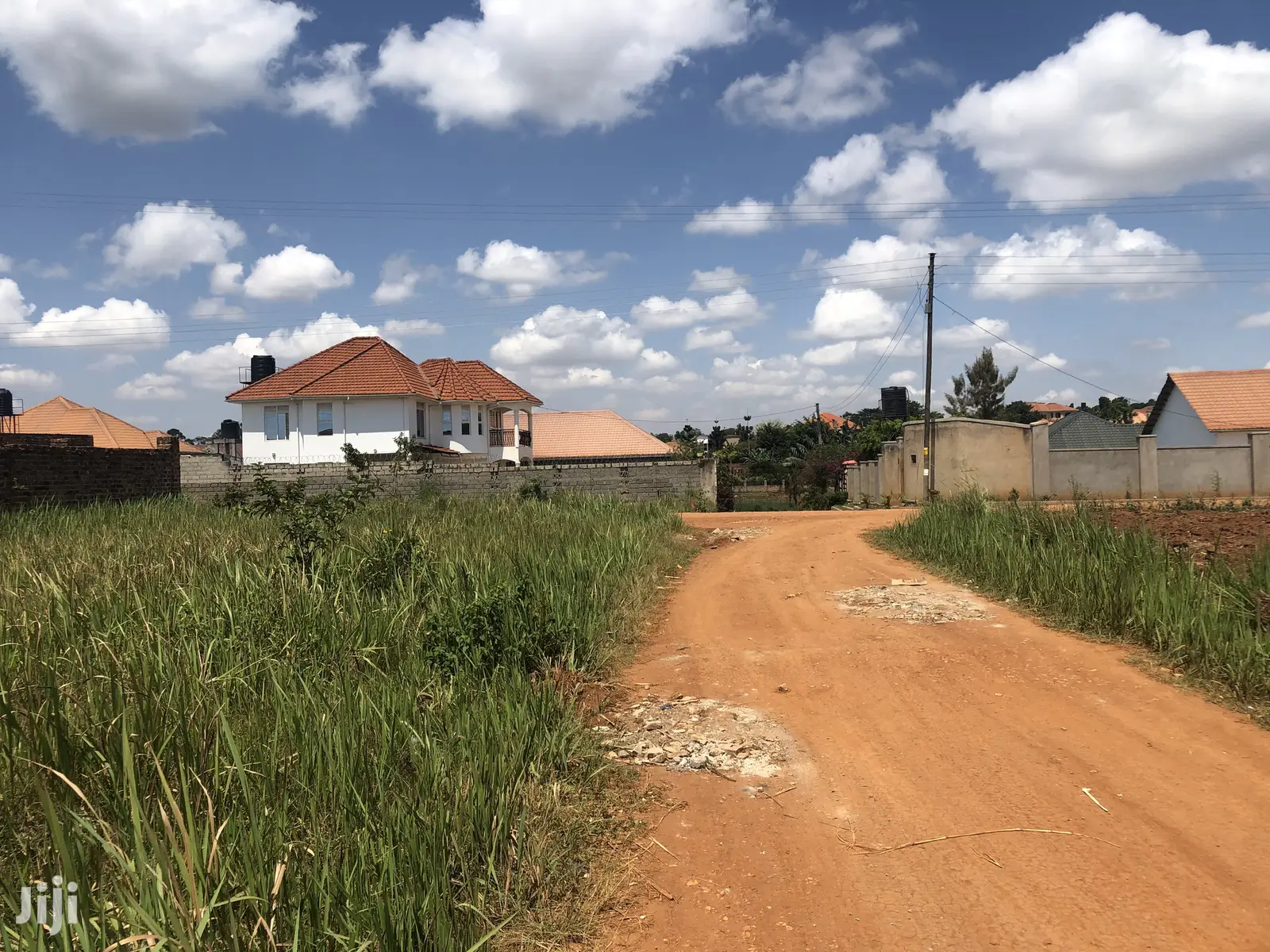 Kira Nakwero Very Nice Plot on Sell