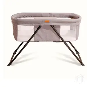 Foldable Baby Bed.