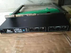 DBX Equalizer 215/131