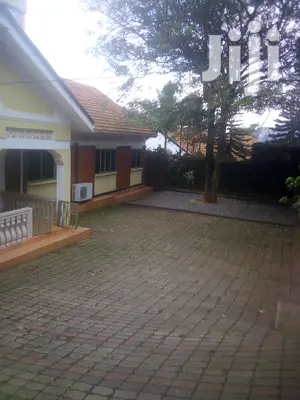 3 Bedroom Standalone House For Rent