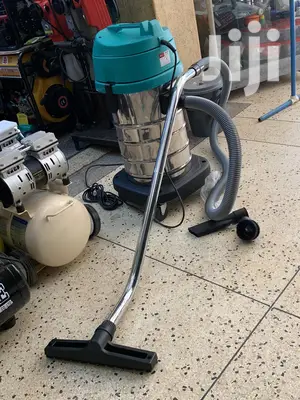 DCA Vacuum Cleaner (Wet And Dry)