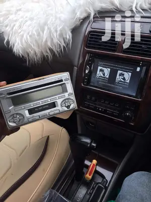 Premio Car Radio