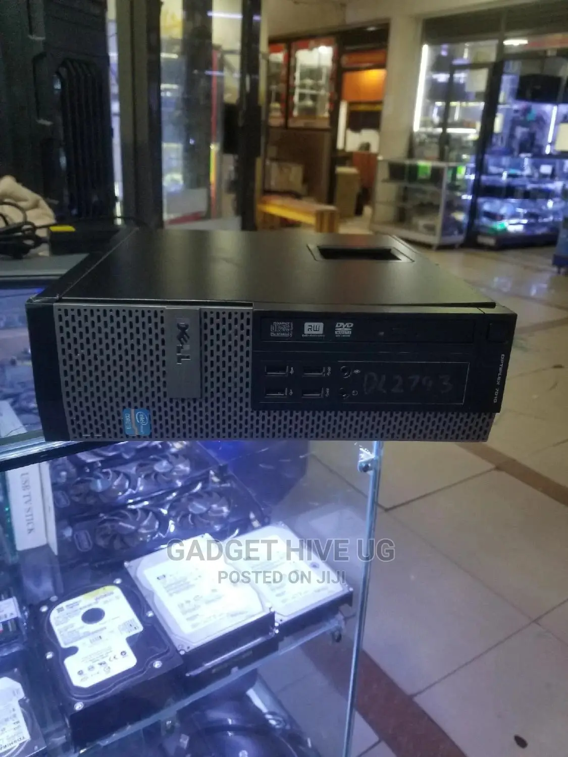 Desktop Computer Dell 4GB Intel Core I3 500GB