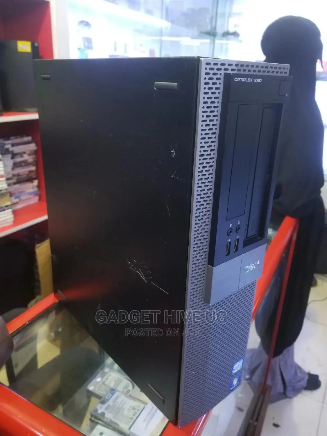 Desktop Computer Dell 4GB Intel Core I5 500GB