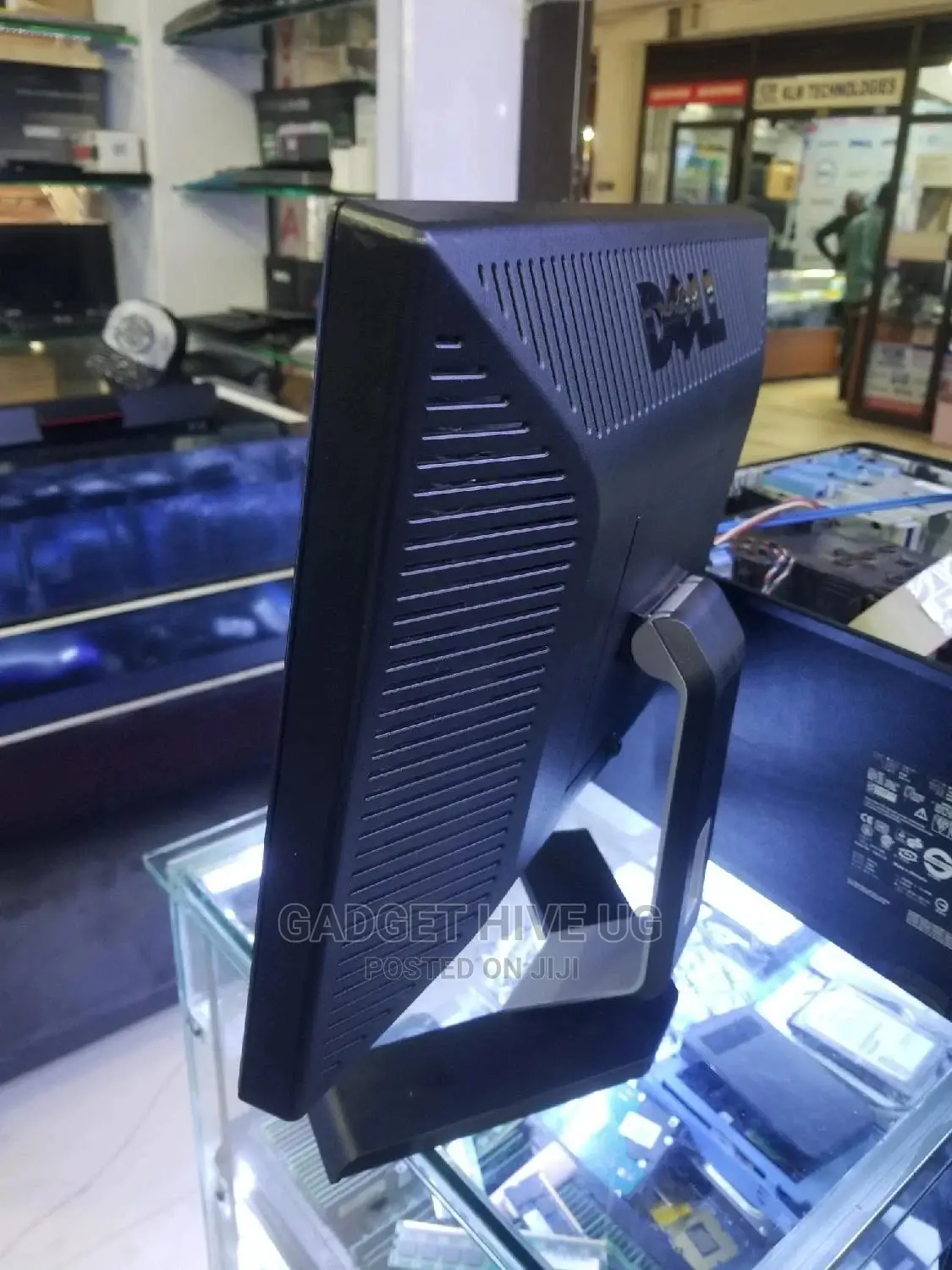 17" UK Used Monitor