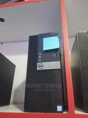 Desktop Computer Dell 4GB Intel Core I7 500GB