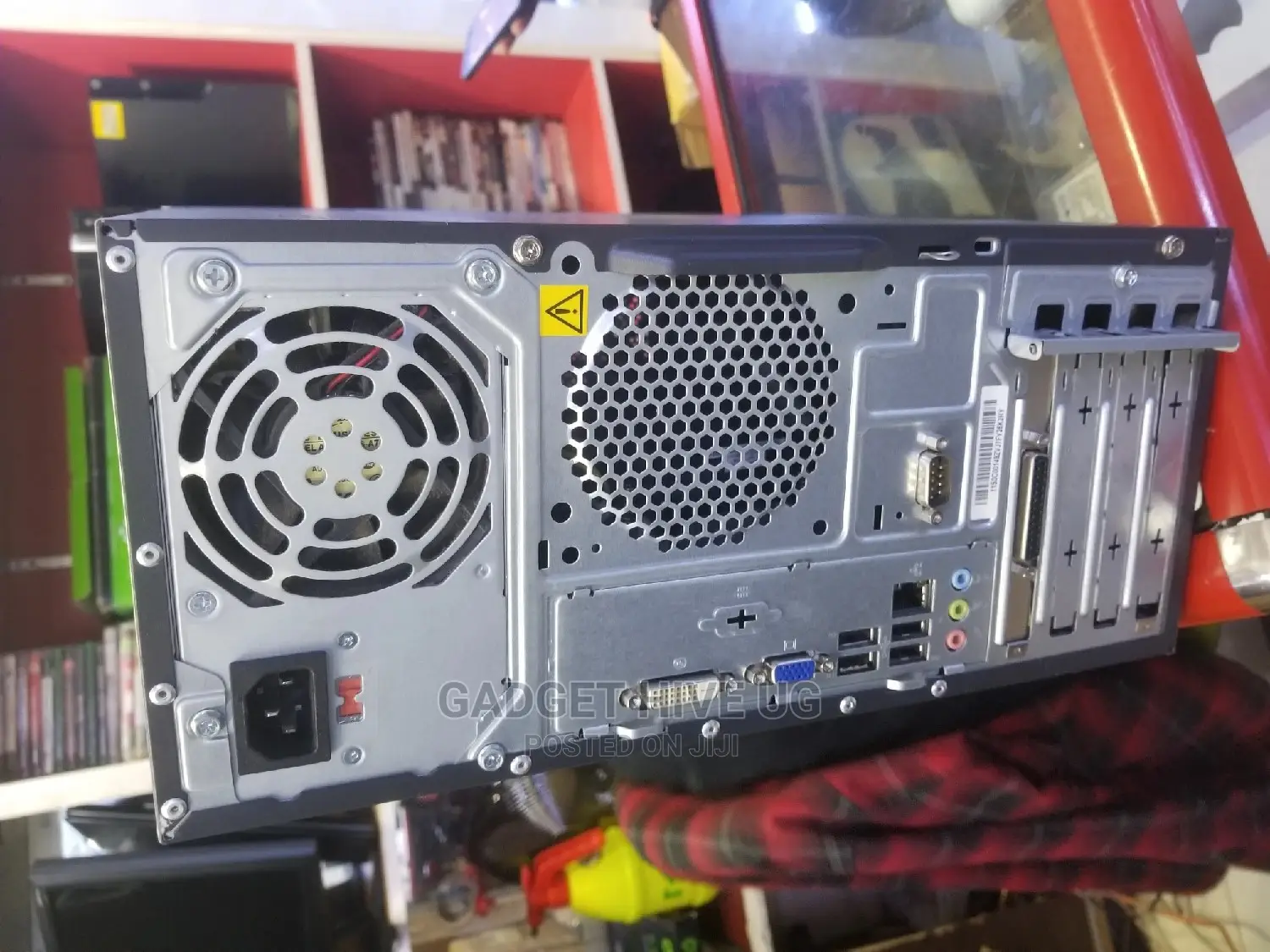 Desktop Computer Dell 4GB Intel Core I7 500GB