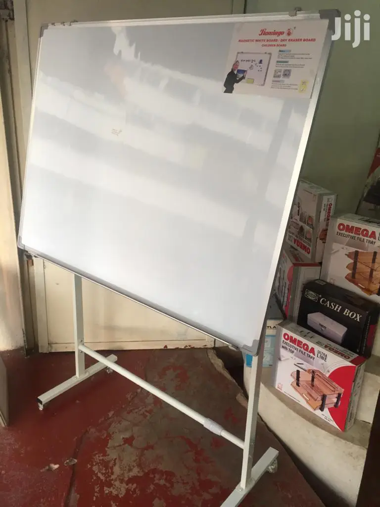 White Board 90x120cm With Stand