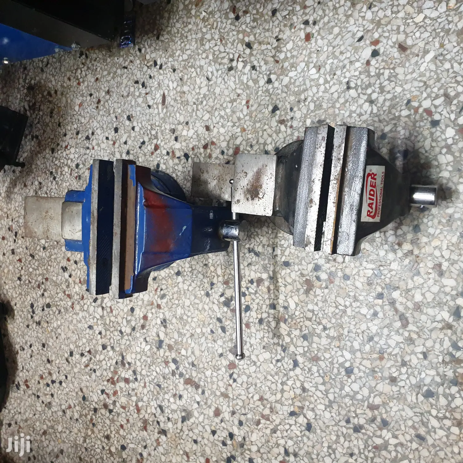 Vice (Used to Hold Machine)
