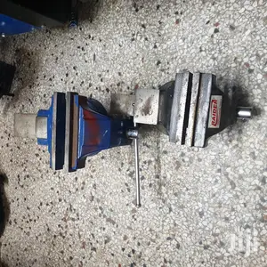 Vice (Used to Hold Machine)