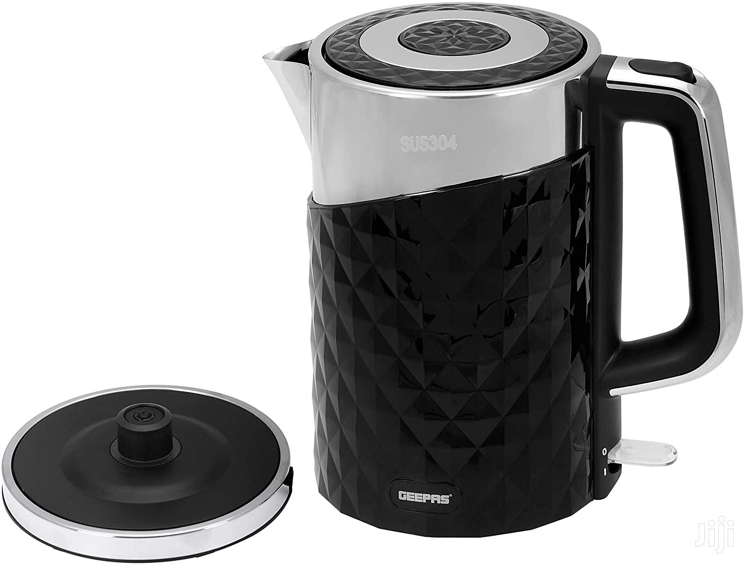 Geepas 1.7L Fast Boil Cordless Electric Kettle 3000W in Kampala Kitchen Appliances, Keith