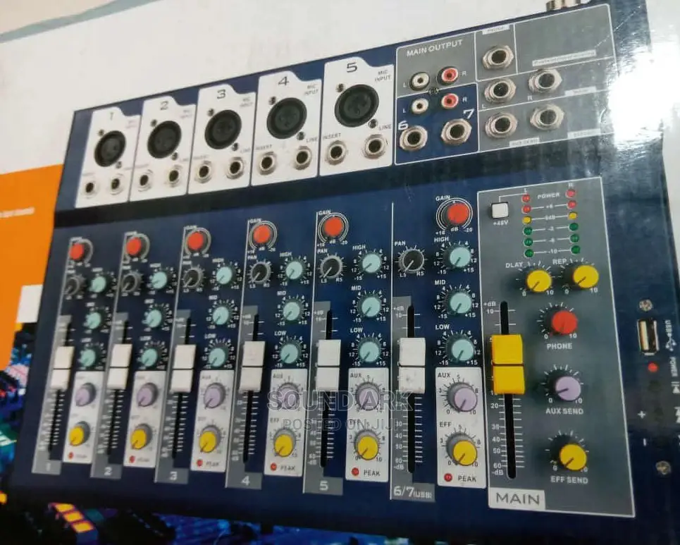F7 USB Live Mixer