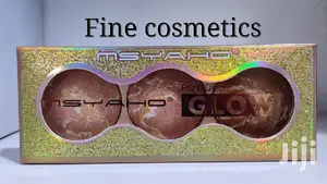 Makeup Glow Highlighter Powder Long Lasting Brilliant Palett