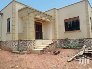 Quick Sell, Bungaloo in Kira