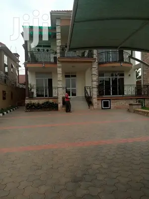Kisaasi Modern Mansion On Sell