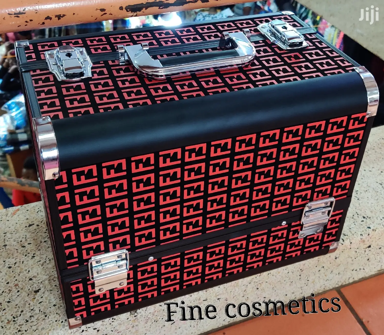 Large Capacity Makeup Train Cases Makeup Box and Jewelry Box