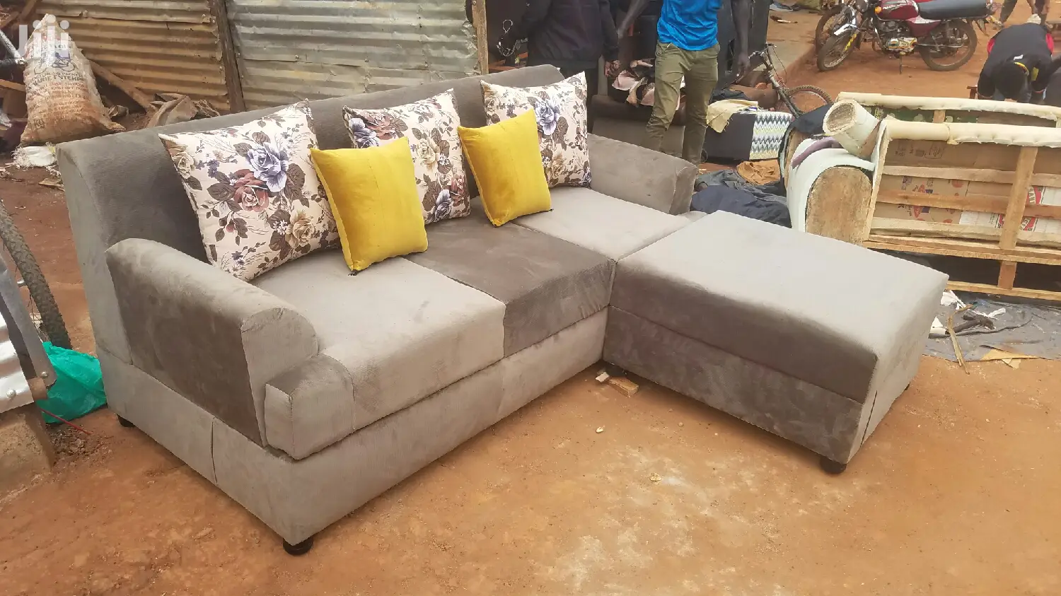 Mini L Sofa