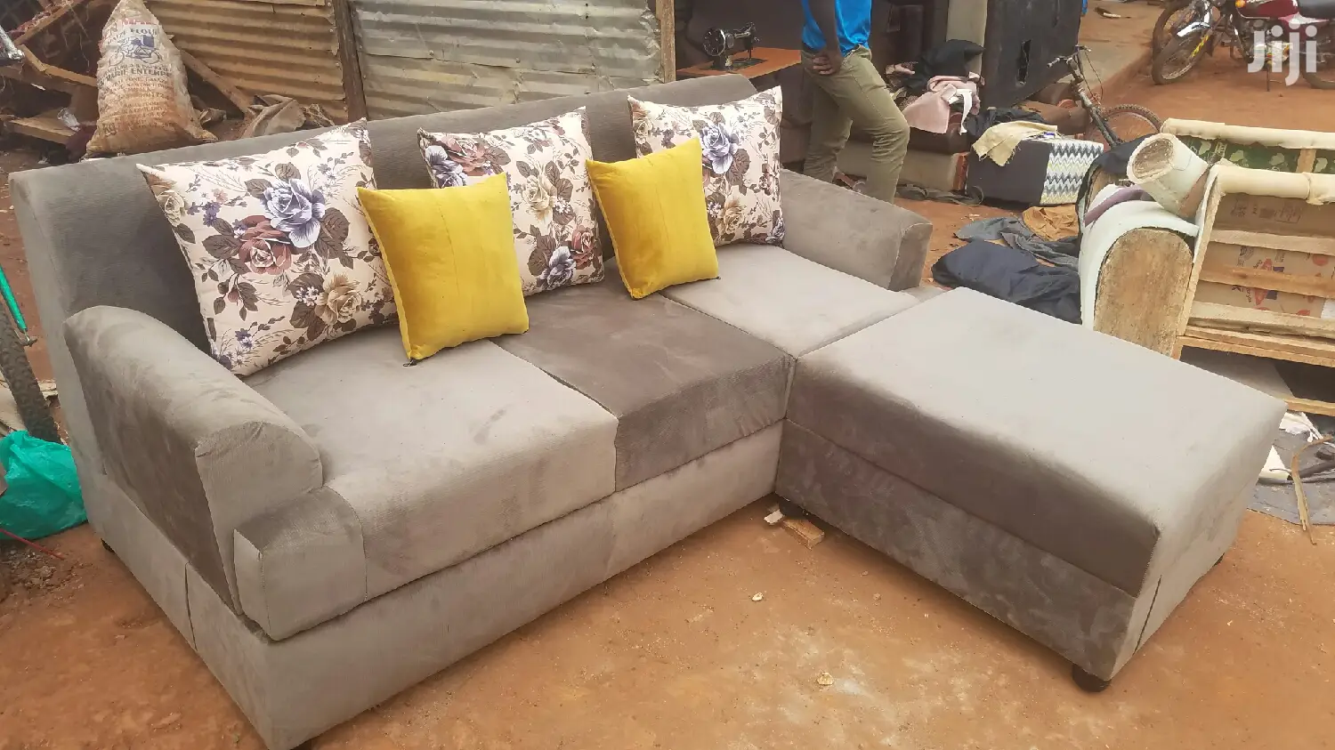 Mini L Sofa