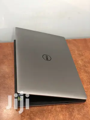 New Laptop Dell XPS 15 9560 16GB Intel Core I7 SSD 512GB