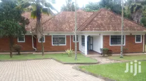3 Bedroom Bungalow In Kololo For Rent