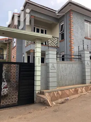 3 Bedroom House In Kisaasi For Sale