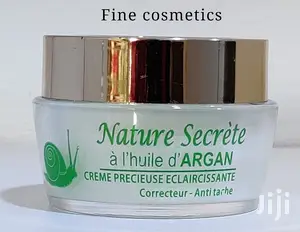 Nature Secret Lightening Dark Spots Corrector