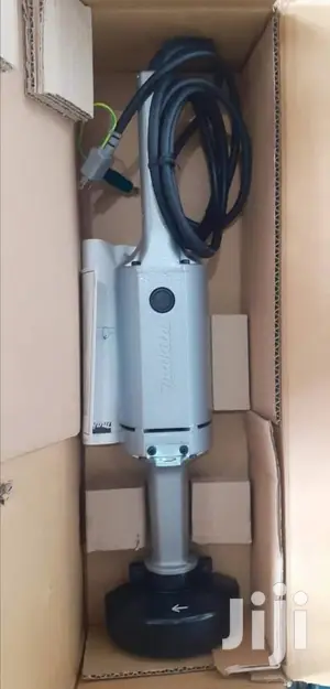 Makita Straight Grinder 750W