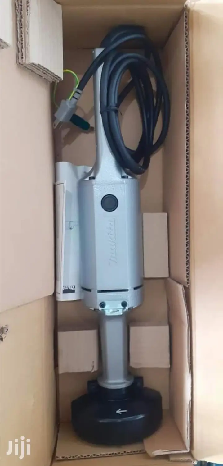 Makita Straight Grinder 750W