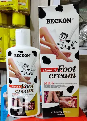 Beckon Hand And Foot Moisturizing Milk Cream